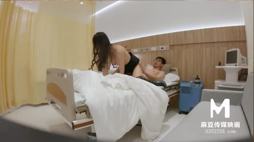 Cặp đôi hứng tình giao hoan ngay tại bệnh viện Cặp đôi hứng tình giao hoan ngay tại bệnh viện