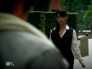 Nữ quái dâm đãng, gạ tình người lạ vào khách sạn Nữ quái dâm đãng, gạ tình người lạ vào khách sạn