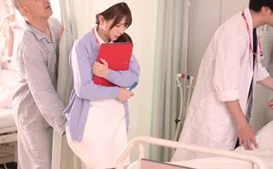 Sai lầm của cô y tá bị gã bệnh nhân bắt gặp để tống tình Sai lầm của cô y tá bị gã bệnh nhân bắt gặp để tống tình