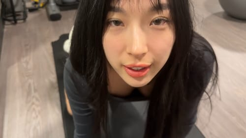 Thất bại No Nut November vì bị gái xinh lừa tình tại phòng gym Thất bại No Nut November vì bị gái xinh lừa tình tại phòng gym